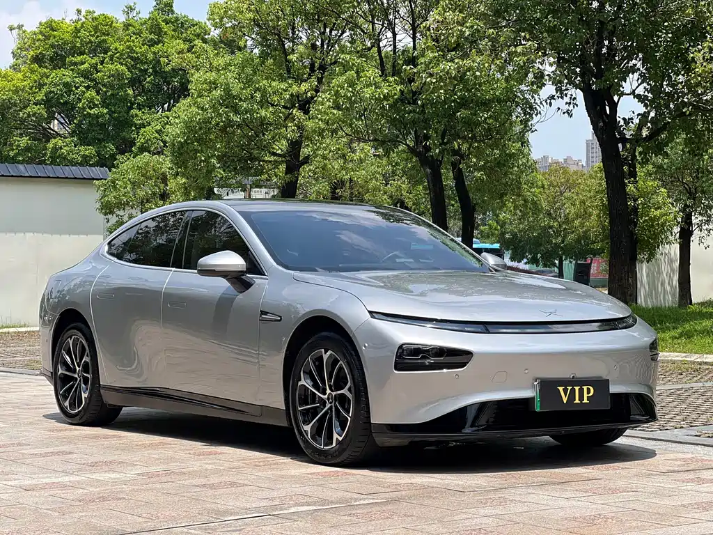XPeng P7 — миниатюра 6