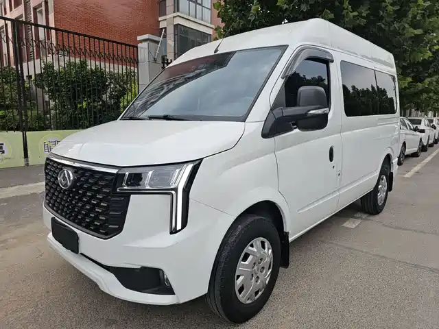 Maxus V80 2025