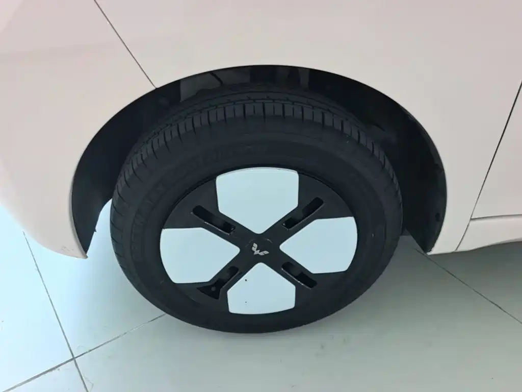 Wuling MINIEV — миниатюра 23