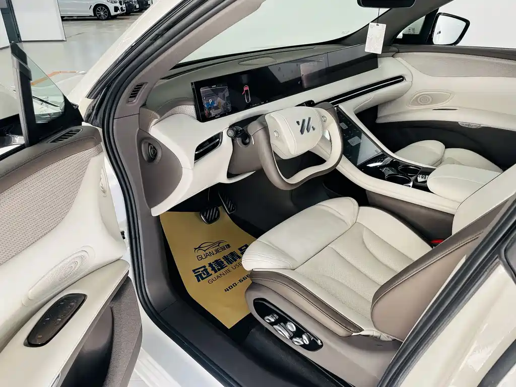 ZHIJI AUTOMOBILE ZHIJI LS7