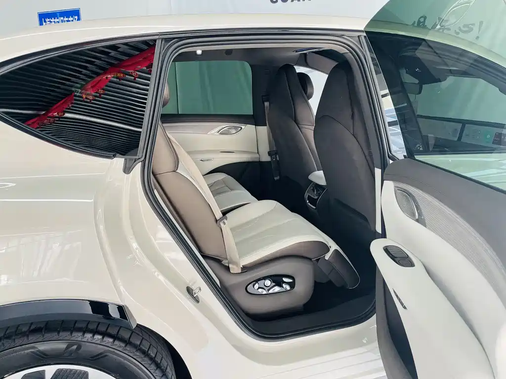 ZHIJI AUTOMOBILE ZHIJI LS7