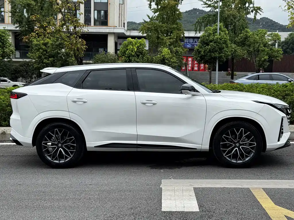 Changan UNI-Z — миниатюра 27