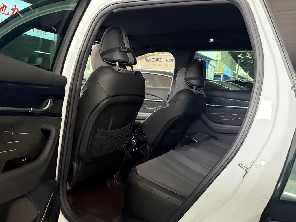 Geely Xingyue L — миниатюра 5