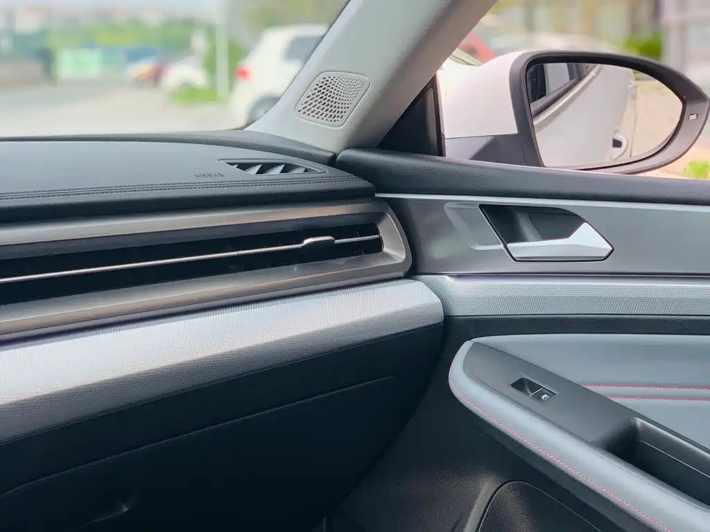 Volkswagen Lamando — миниатюра 19