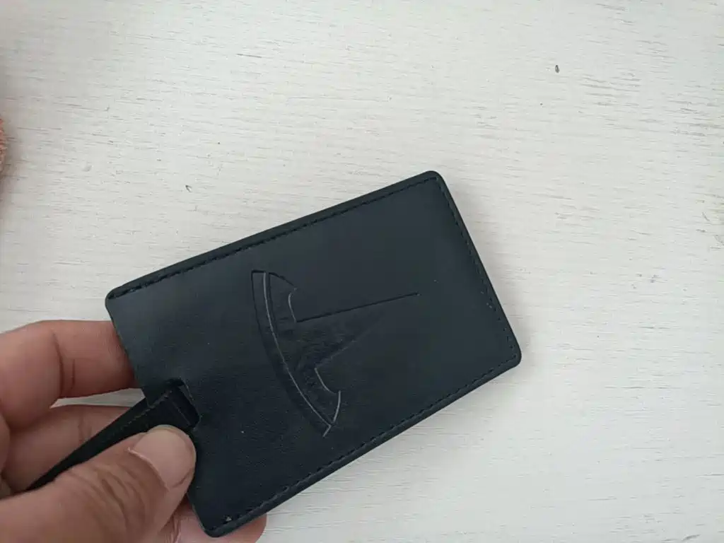 Tesla Model Y — миниатюра 9