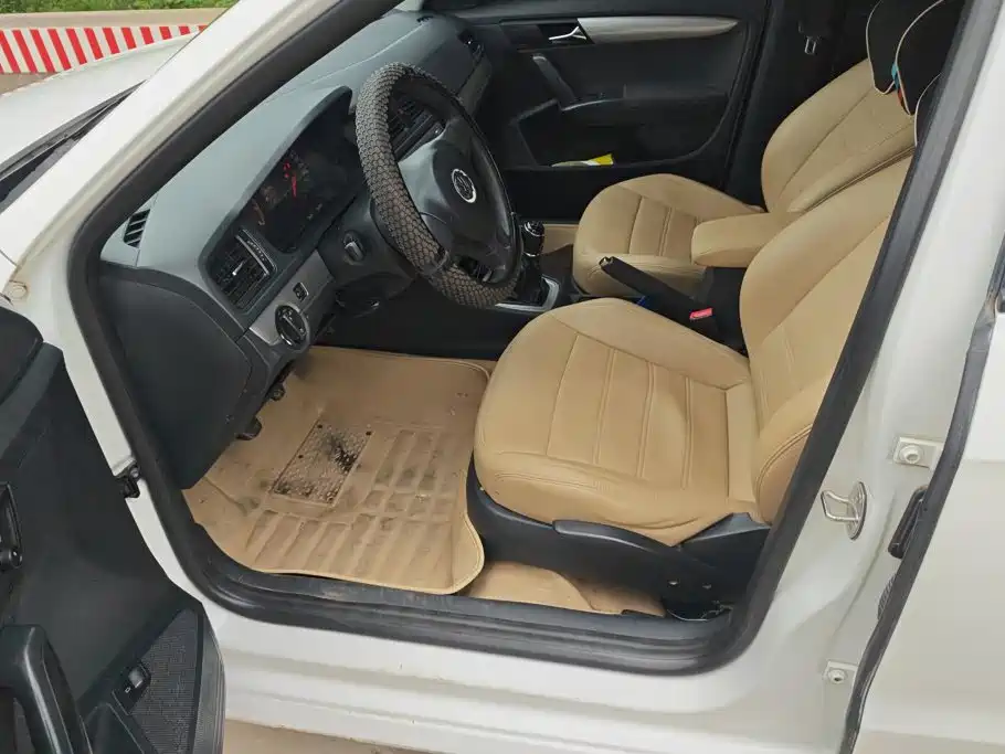 Volkswagen Lavida — миниатюра 9