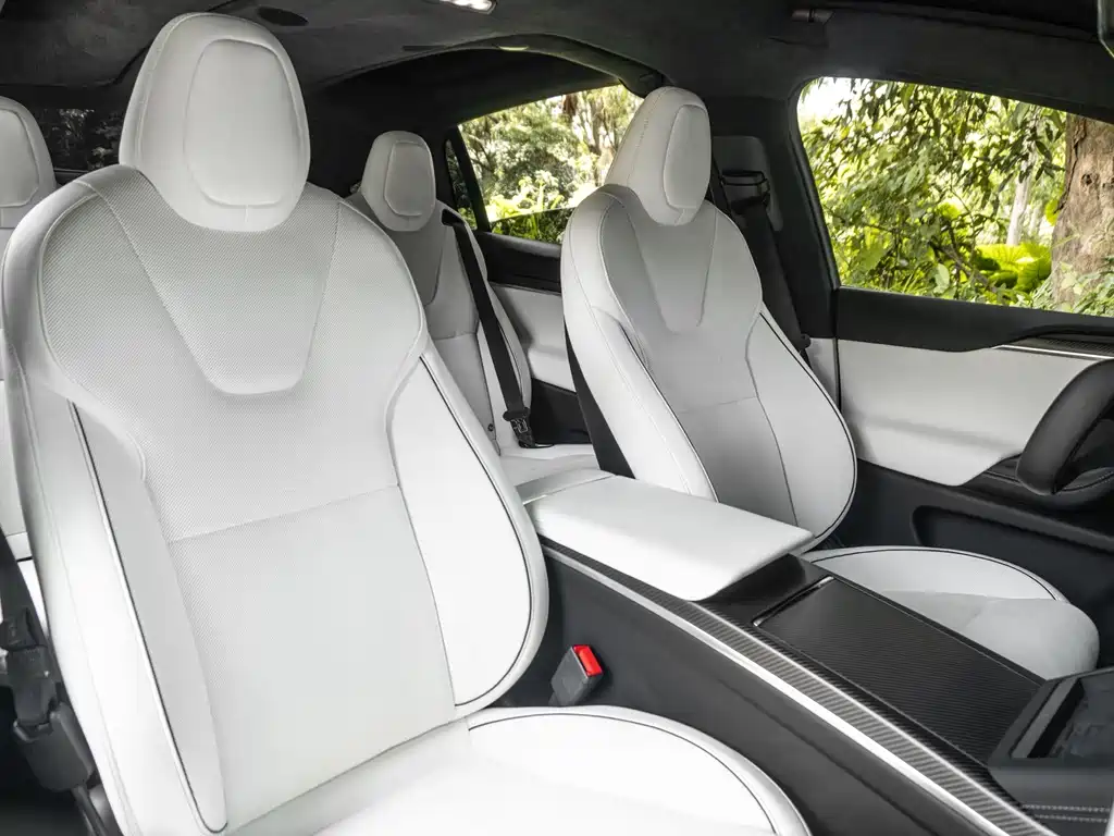 Tesla Model X — фотографии объявления, Фото 15