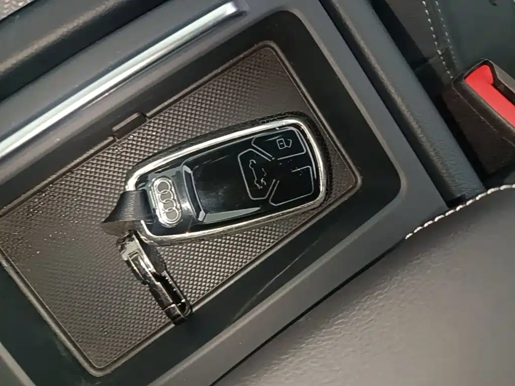 Audi Q5L — миниатюра 9