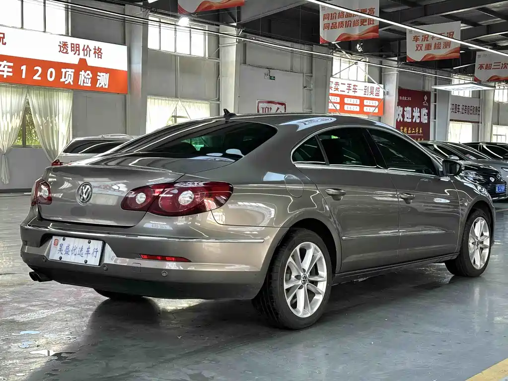Volkswagen FAW - Passat CC CC 2012 2.0TSI