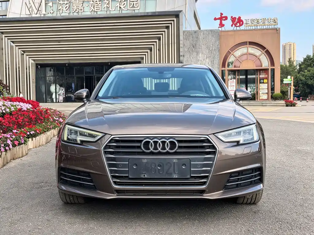 Audi A4L — миниатюра 2