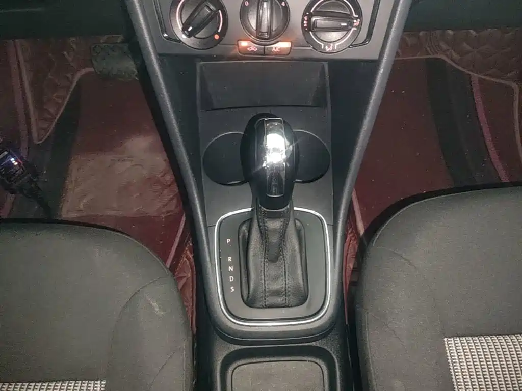 Volkswagen Polo — миниатюра 14