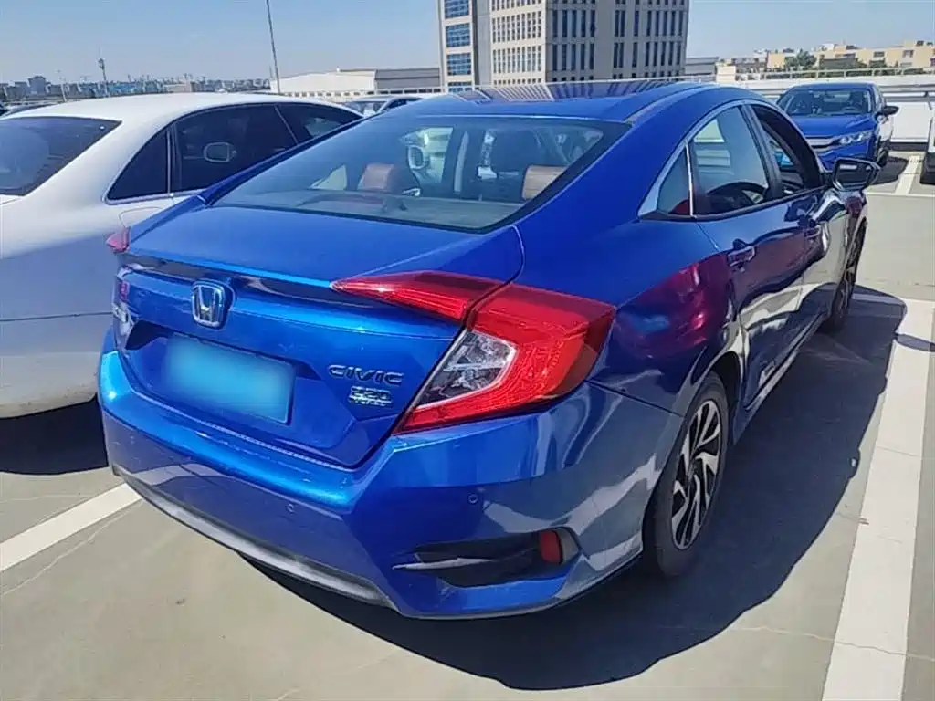 Honda Civic 2016 220TURBO CVT Luxury
