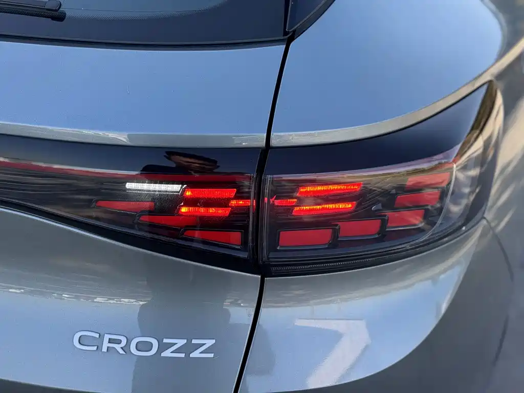 Volkswagen ID.4 Crozz — миниатюра 8