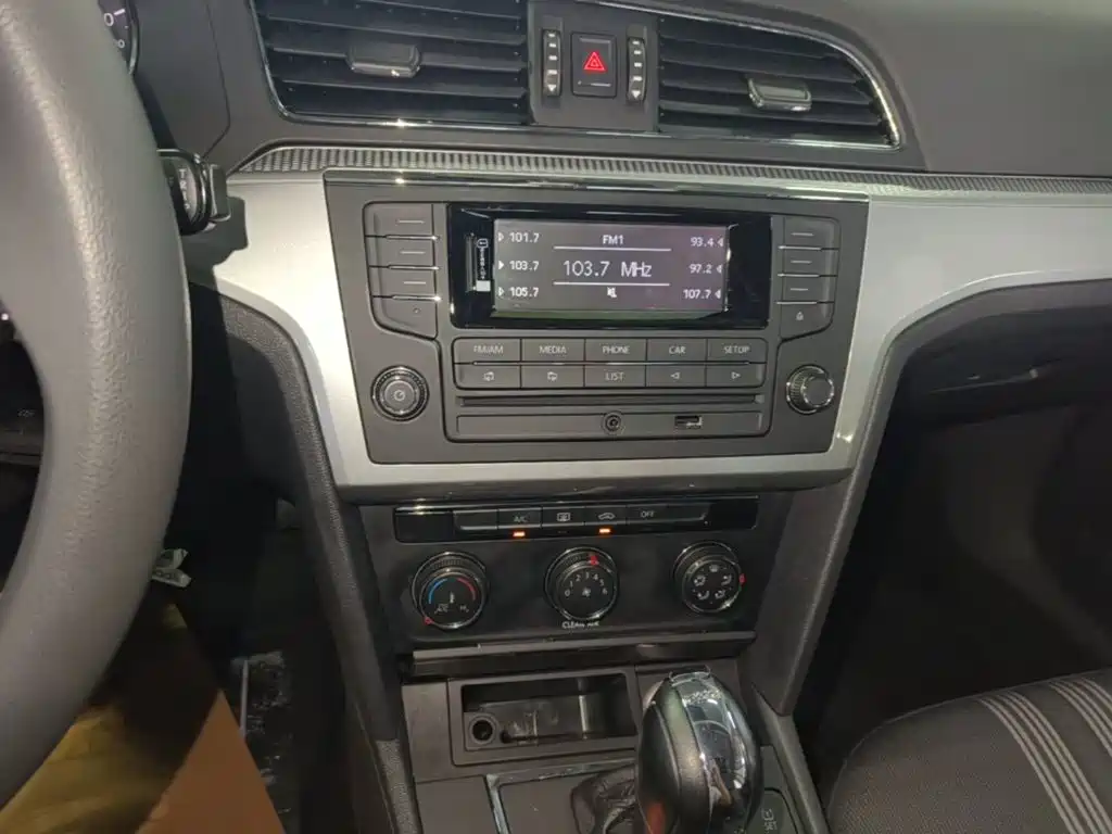 Volkswagen Lamando — миниатюра 13