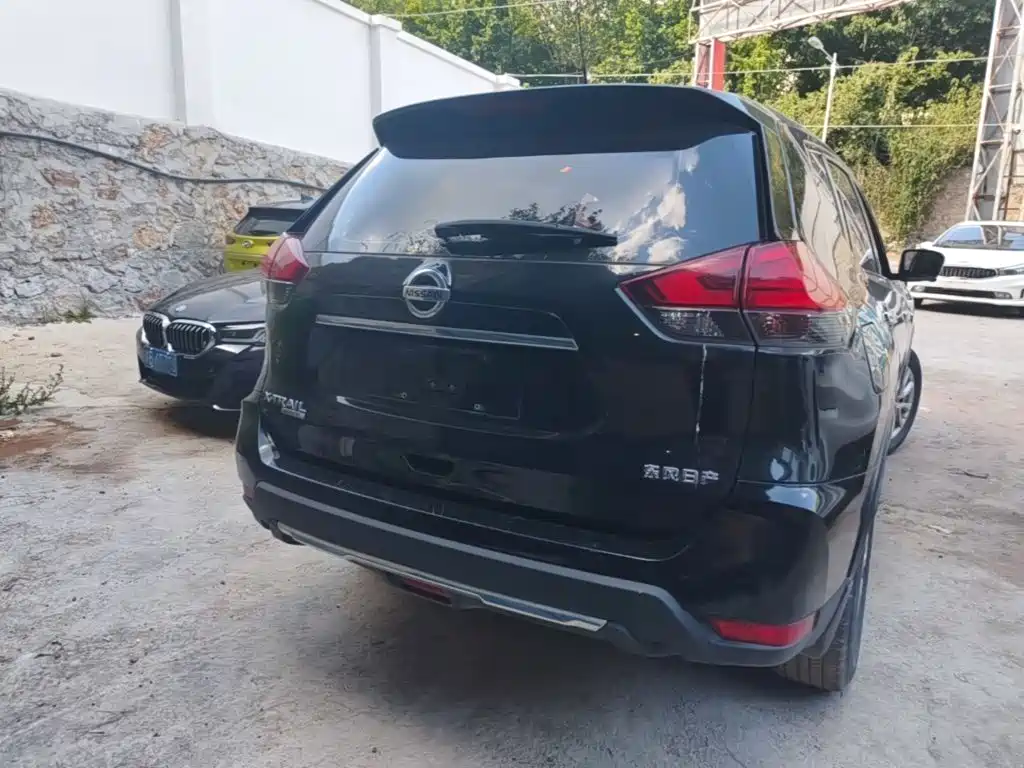 Nissan X-Trail — миниатюра 6