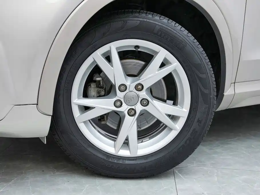 Audi Q3 — миниатюра 5