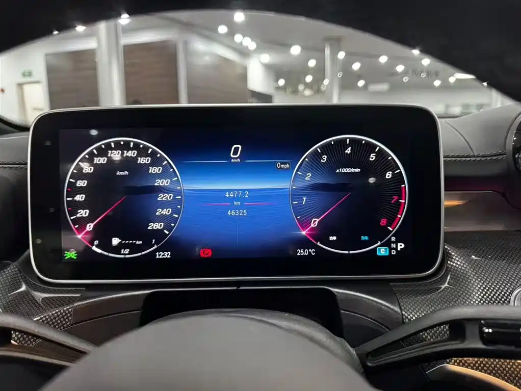 Mercedes-Benz C-Class — миниатюра 12