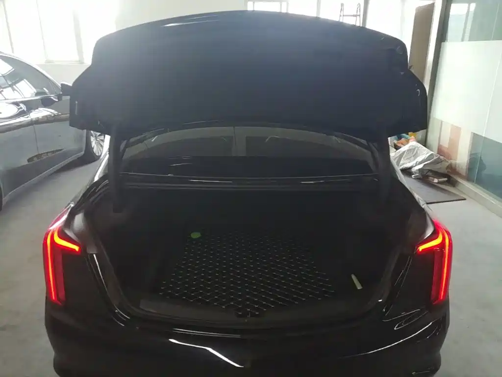 Cadillac CT5 — миниатюра 19