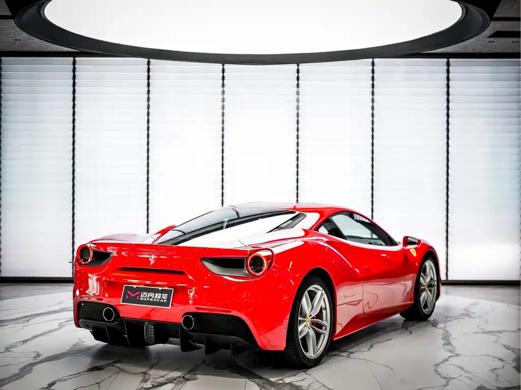 Ferrari 488 — миниатюра 5