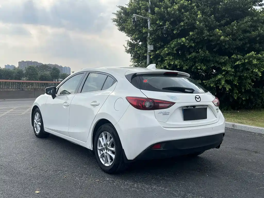 Mazda 3 Axela — миниатюра 5