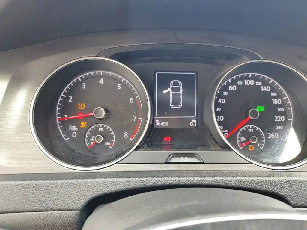 Volkswagen Golf — миниатюра 12