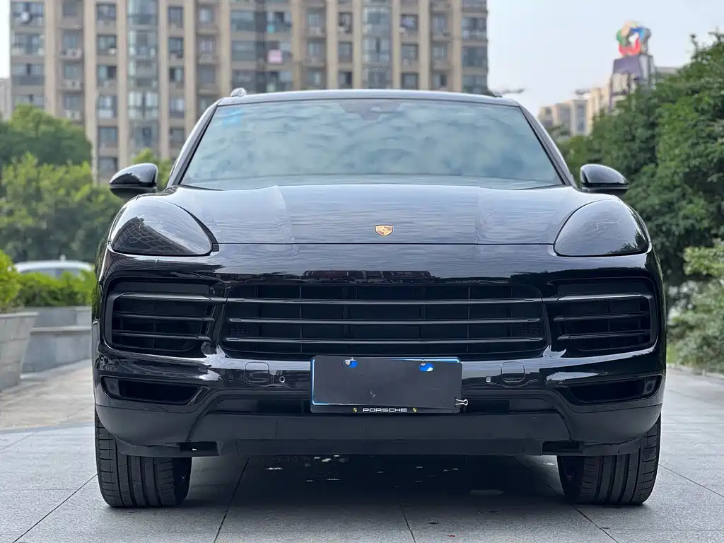Porsche Cayenne — миниатюра 2