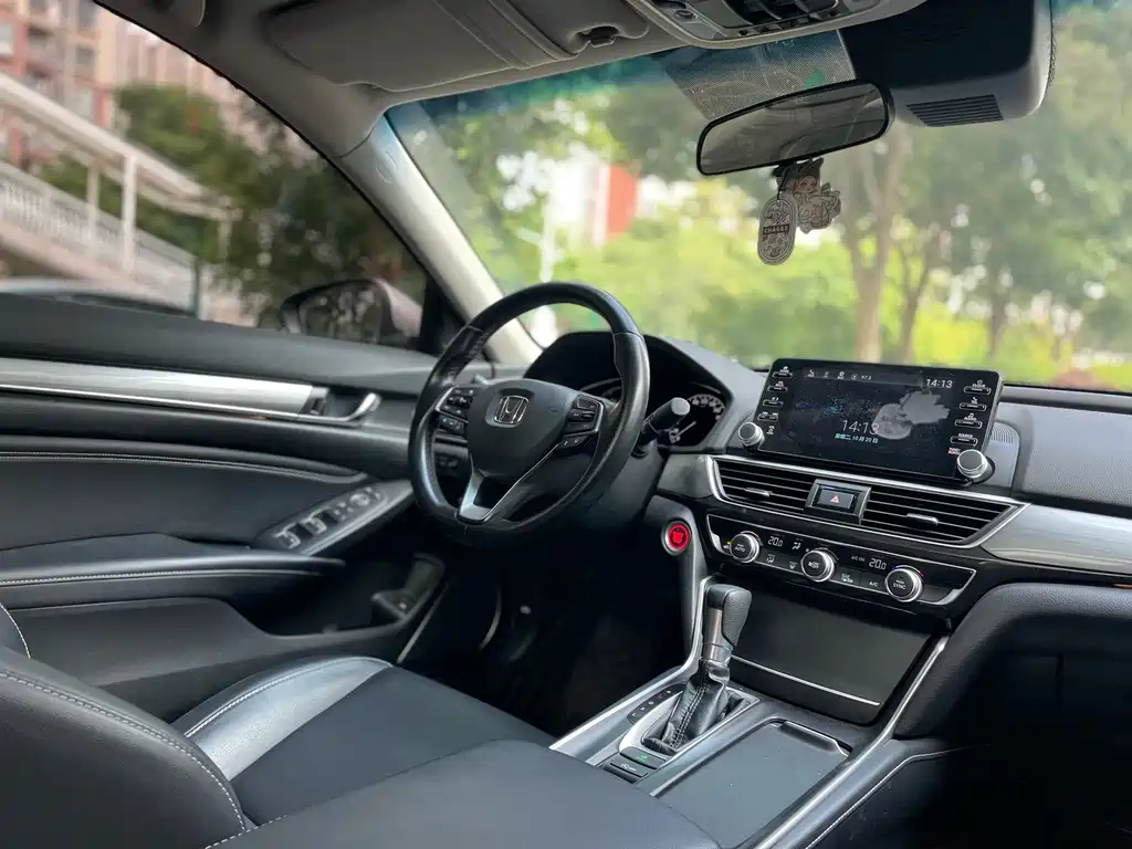 Honda Inspire — миниатюра 15