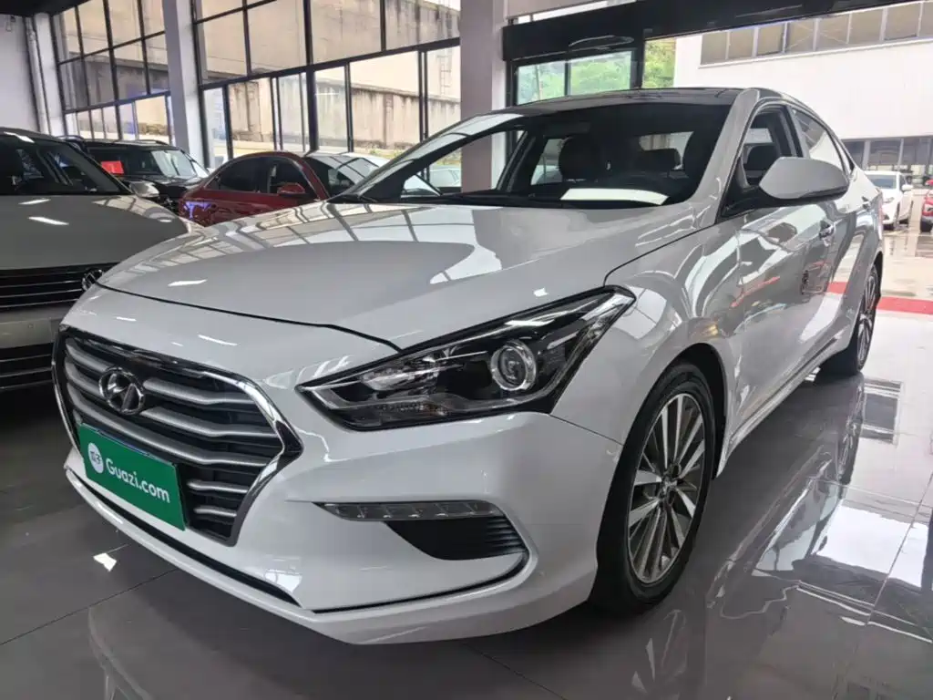 Hyundai Mistra — миниатюра 2