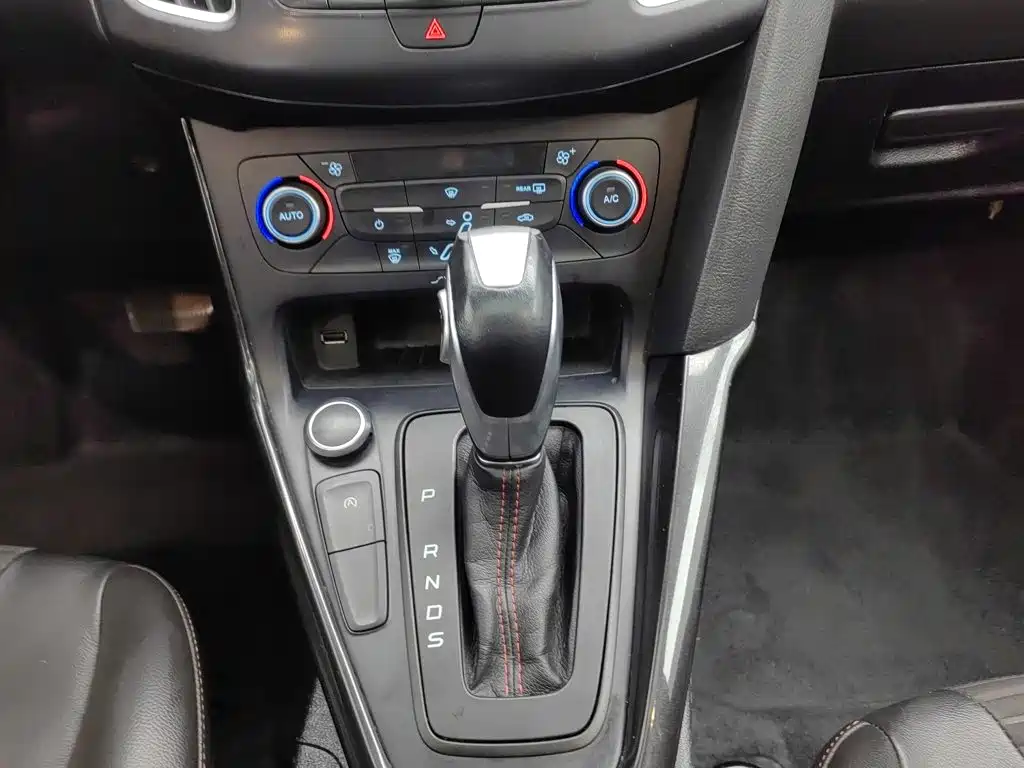 Ford Focus — миниатюра 13