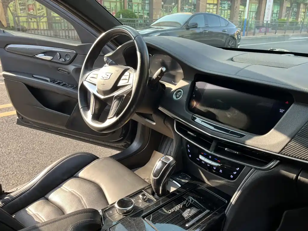 Cadillac CT6 — миниатюра 13