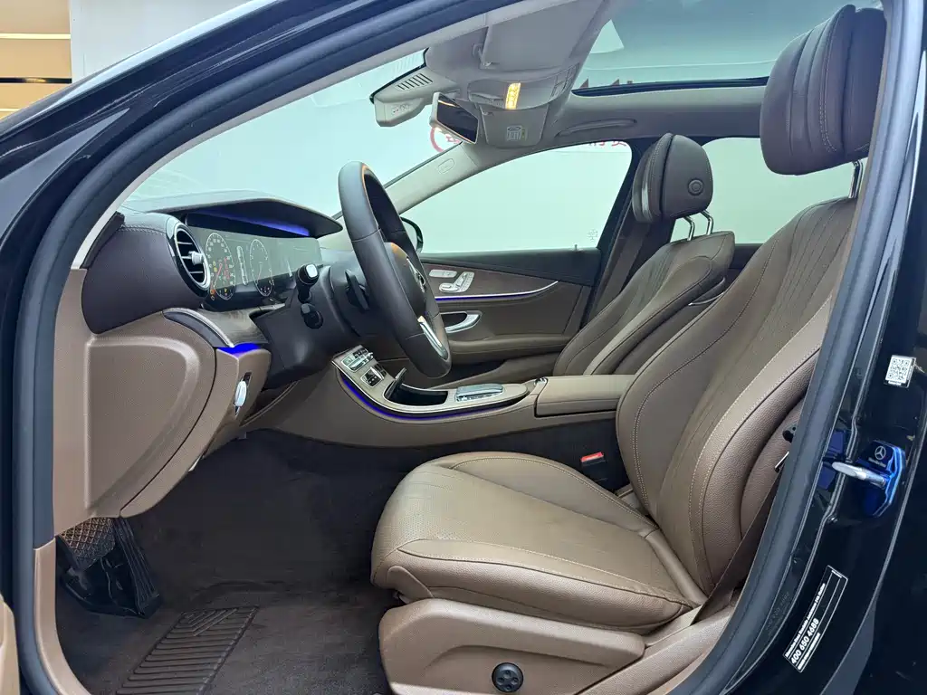 Mercedes-Benz E-Class — миниатюра 4