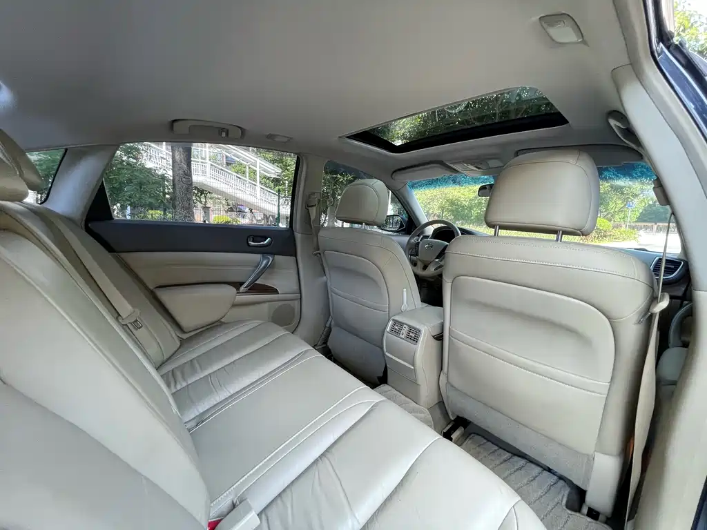 Nissan Teana — миниатюра 7