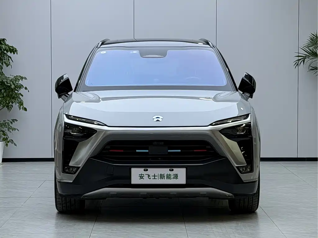 NIO NIO ES8