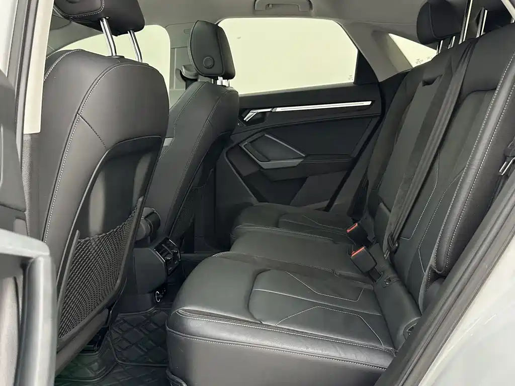 Audi Q3 Sportback — миниатюра 8