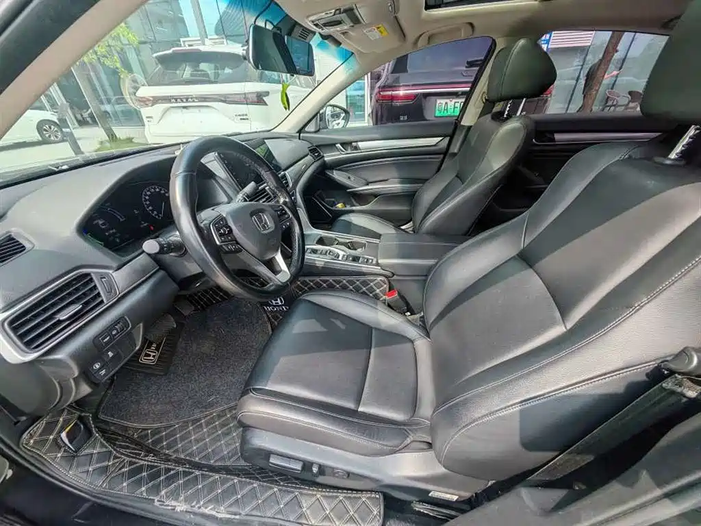Honda Accord — миниатюра 7