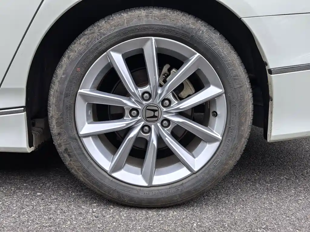 Honda Accord — миниатюра 20