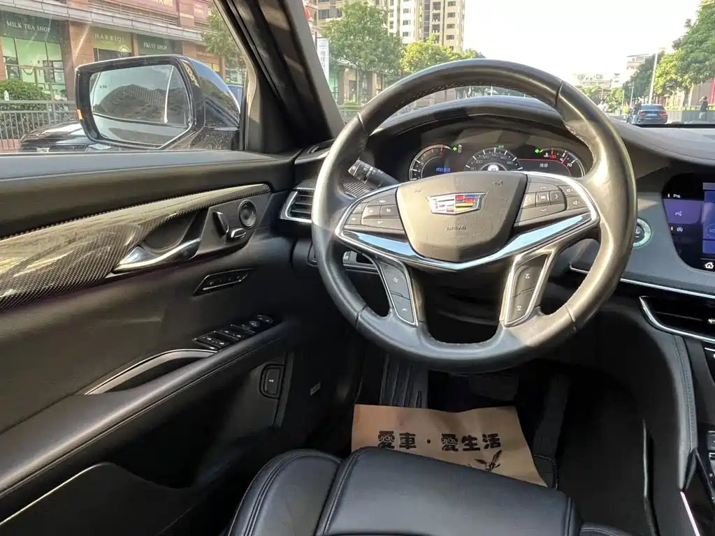 Cadillac CT6 — миниатюра 18