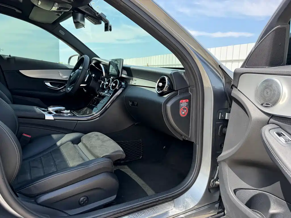 Mercedes-Benz C-Class — миниатюра 23