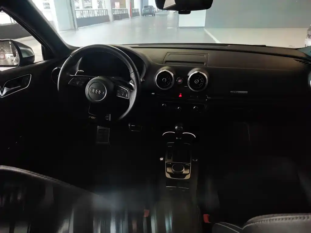 Audi S3 — миниатюра 10