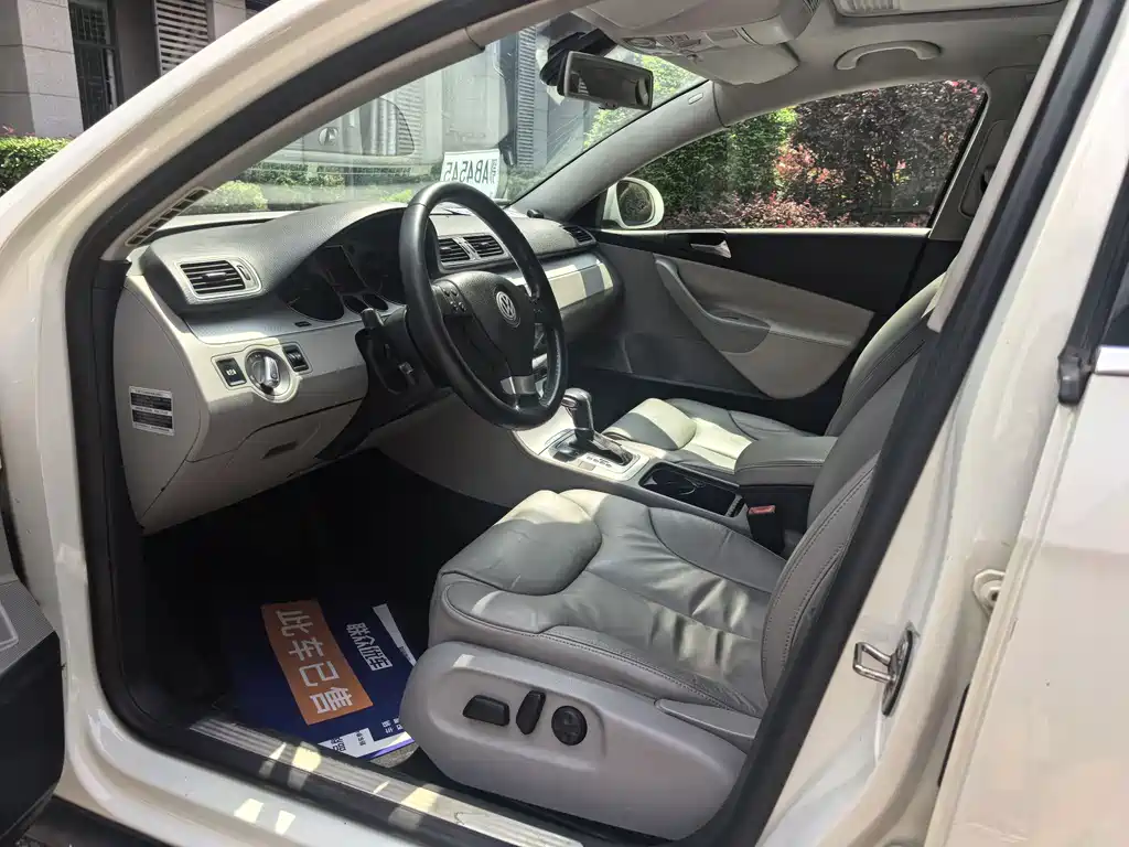 Volkswagen Magotan 2011 1.8TSI DSG Comfort