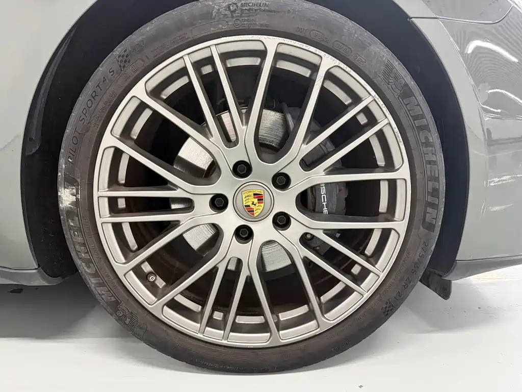 Porsche Panamera — миниатюра 17