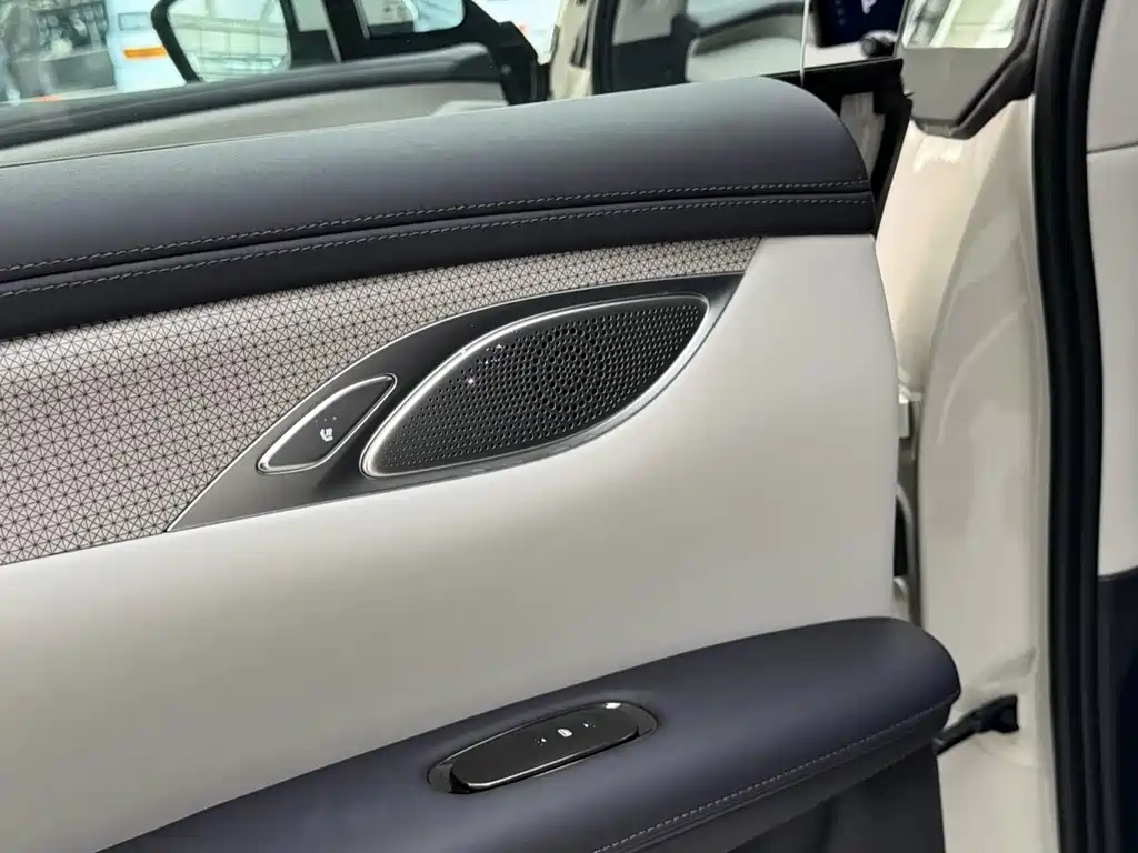 ZHIJI AUTOMOBILE ZHIJI LS7