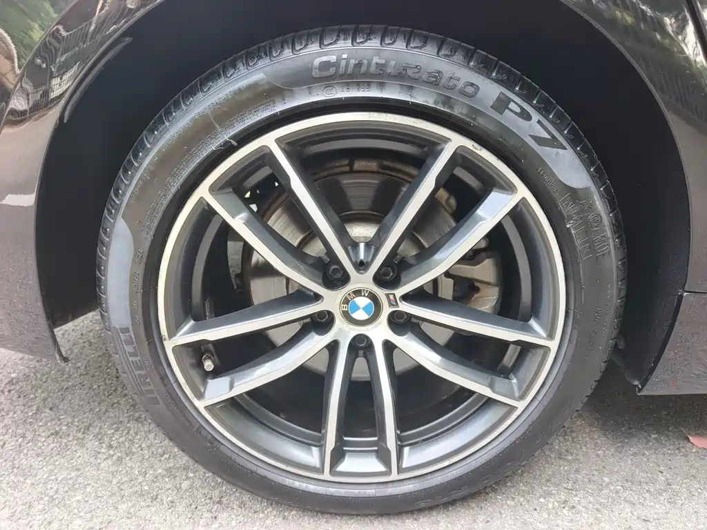 BMW 5 Series (Import) — миниатюра 13