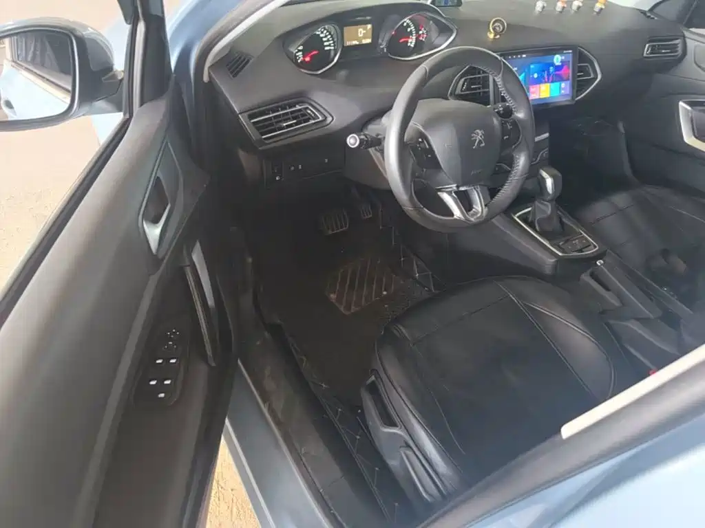 Peugeot 308S — миниатюра 21