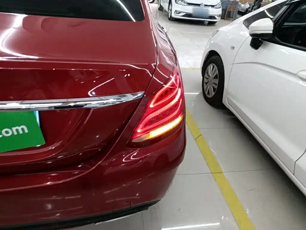 Mercedes-Benz C-Class — миниатюра 8