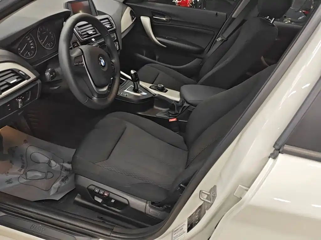 BMW 1 Series (Import) — миниатюра 15