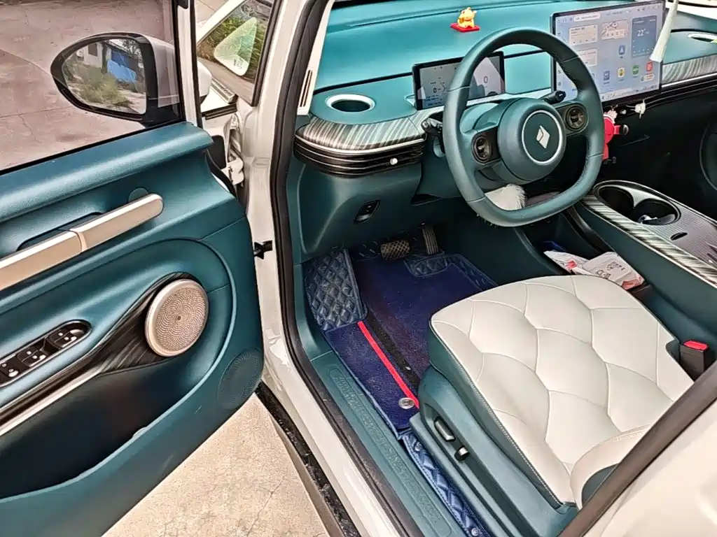 Baojun Yunduo — миниатюра 16