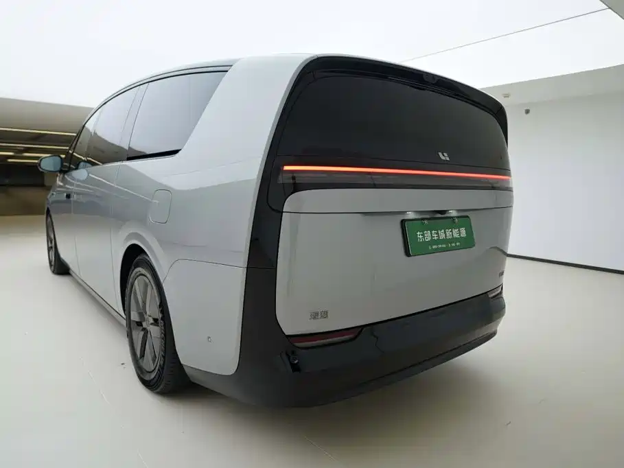 Li Auto Li MEGA — миниатюра 5