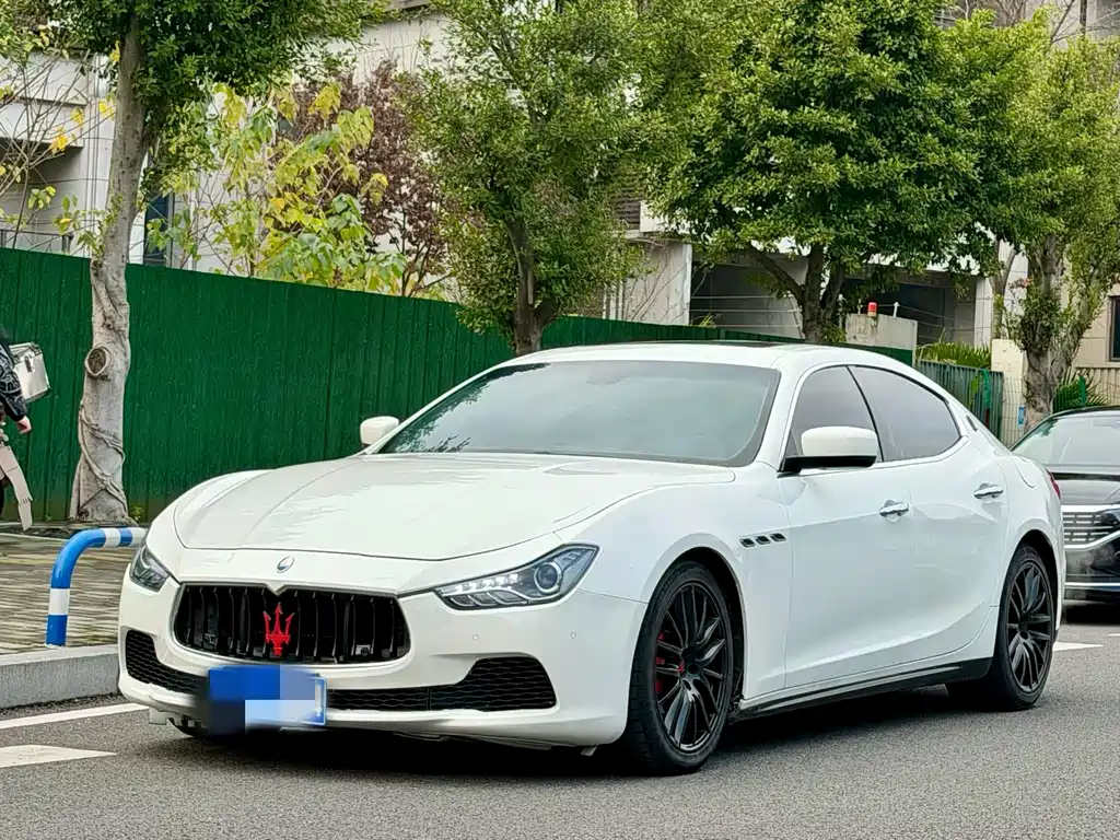 Maserati Ghibli 2015