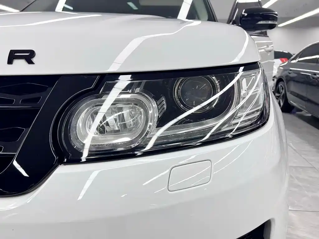 Land Rover Sport — миниатюра 25